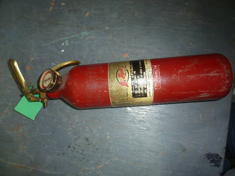 lot 547 image: Fire Extinguisher