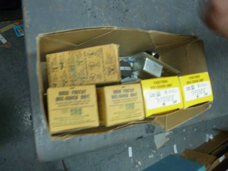 lot 583 image: Fuse Box Cover Units
