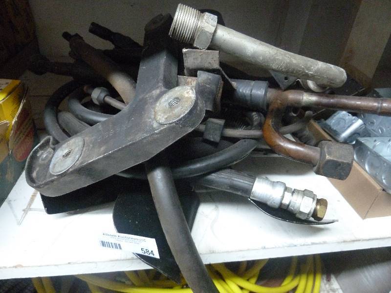 lot 584 image: automotive air conditioner hardware