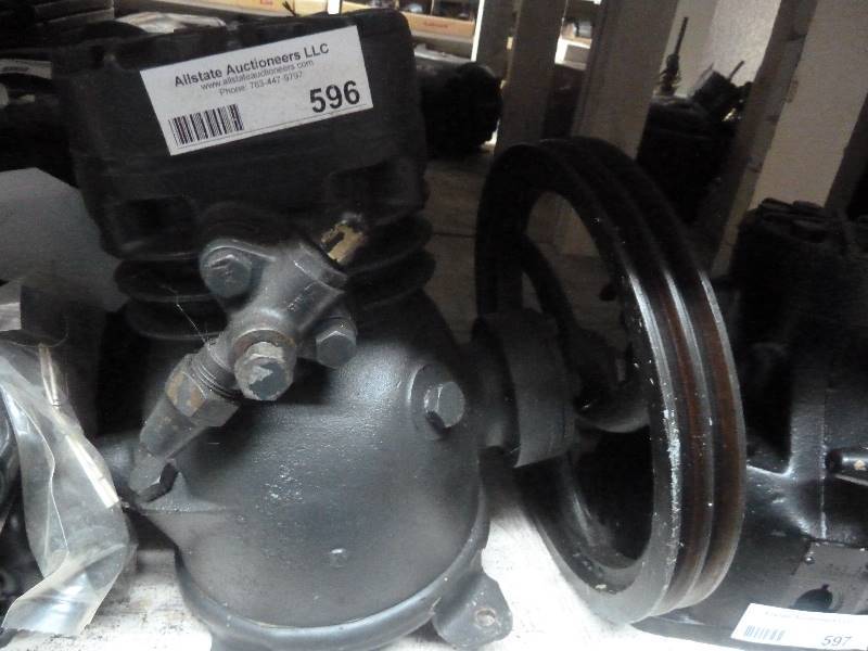 lot 596 image: Compressor