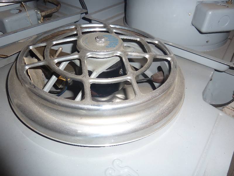 lot 602 image: Exhaust Fan
