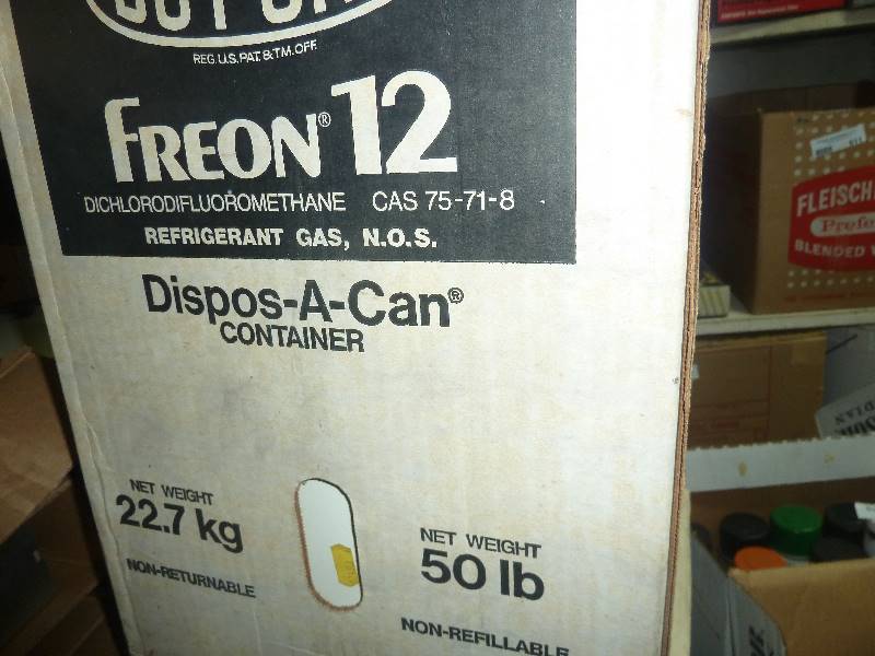 lot 606 image: Freon R-12  50 lbs keg