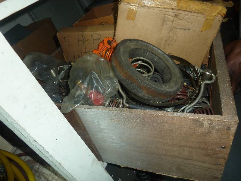lot 618 image: motor mounts