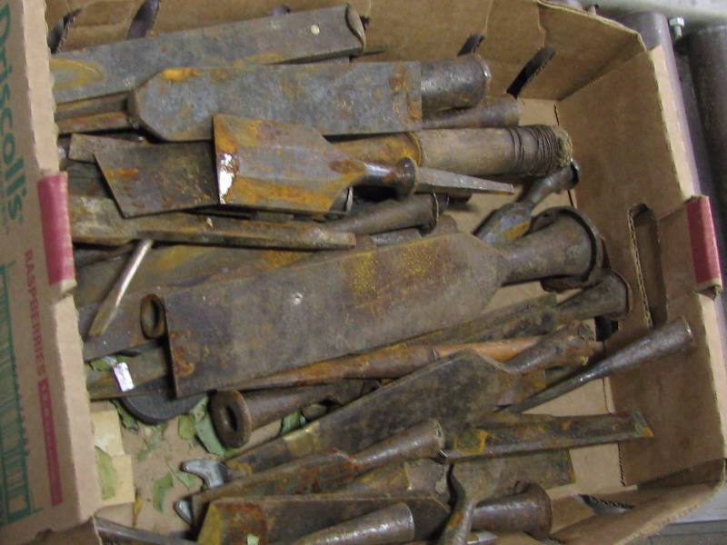 lot 84 image: Box Of Chisels