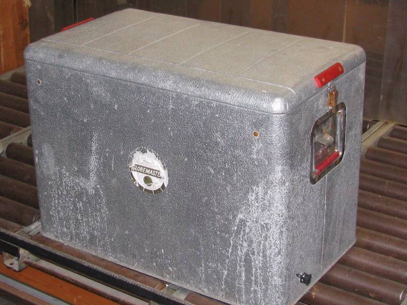 lot 97 image: Aluminum Ice Chest