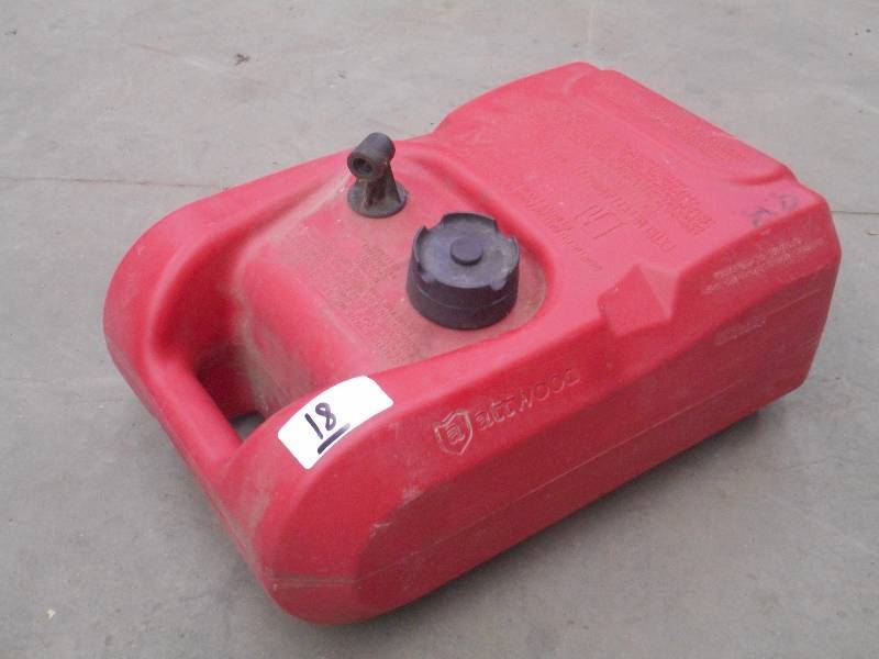 lot 18 image: 3-Gallon Plastic Boat Motor Gas Can...