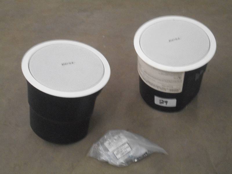 lot 29 image: (2) Bose Model 32 Flush Mount Louds...