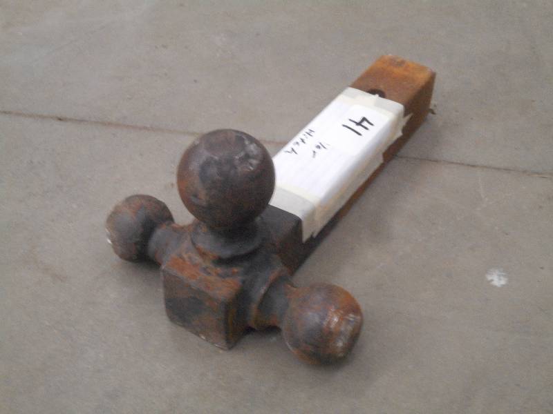 lot 41 image: 3-Way Solid Steel Trailer Hitch ...