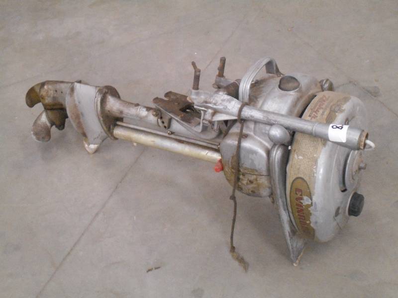 lot 58 image: Vintage Evinrude Zephyr 4-Cylinder ...