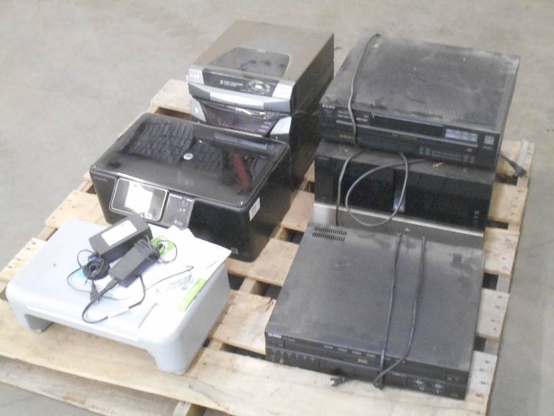 lot 71 image: Lot Of Electronics HP Printer, HP ...