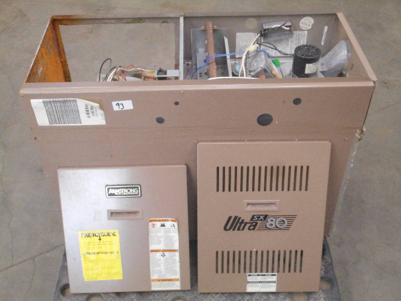 lot 93 image: Armstrong Air 80000 BTU Natural Gas...