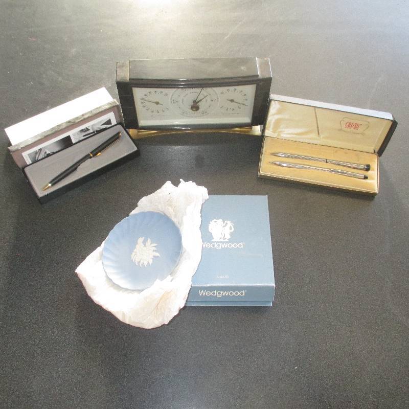 BAROMETOR, PEN AND PENCIL SETS