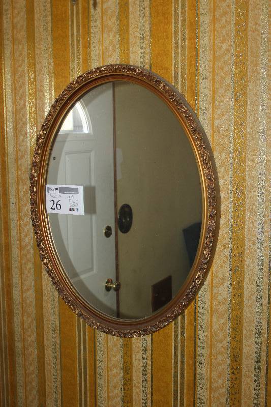 lot 26 image: Oval Wall Mirror