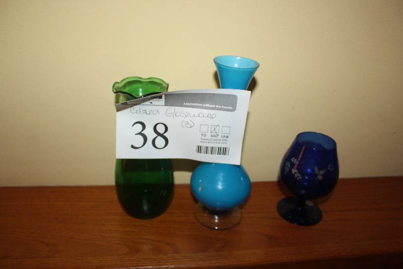 lot 38 image: Lot of (3) Assorted Colored Decorative Glassware