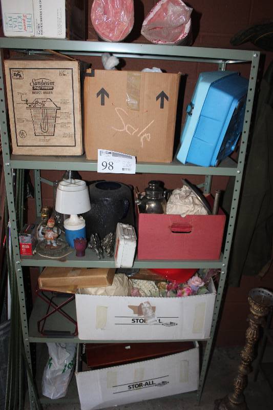lot 98 image: Shelf Lot of Misc Household Items