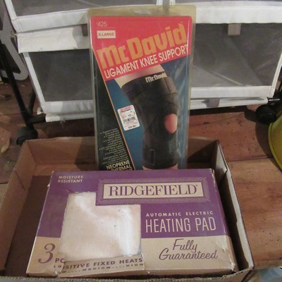 Knee Support & Heating Pad
