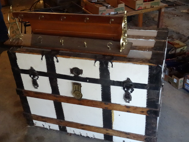 Trunk & Shelves