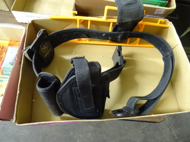 Police Utility Belt. Hand Cuff, Gun,