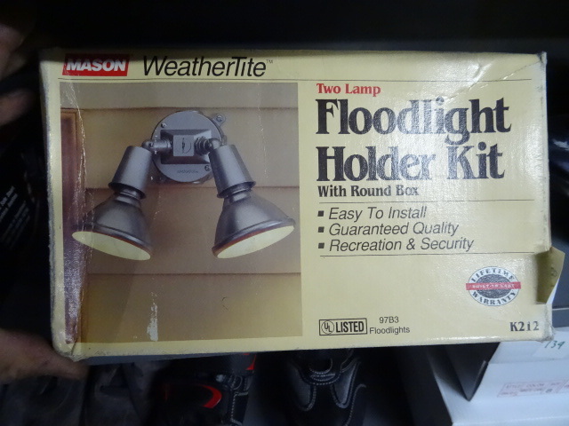 Flood Light Holder Kit, Magnavox