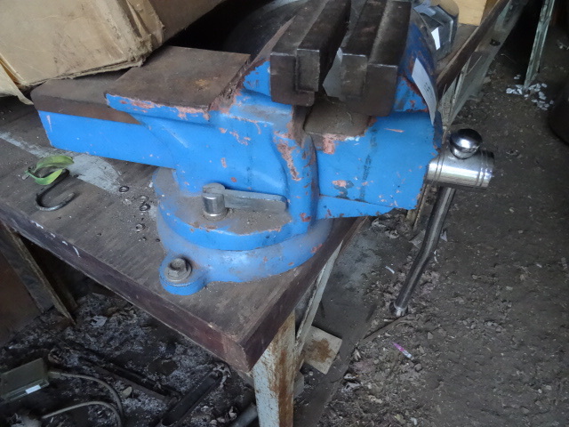 Bench Vice
