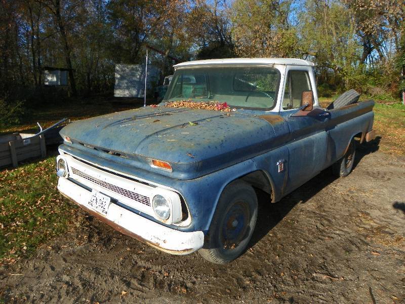 lot 211 image: 1964 Chevy C20 Pickup