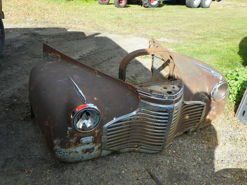 lot 223 image: 1941 Chevy Front Clip
