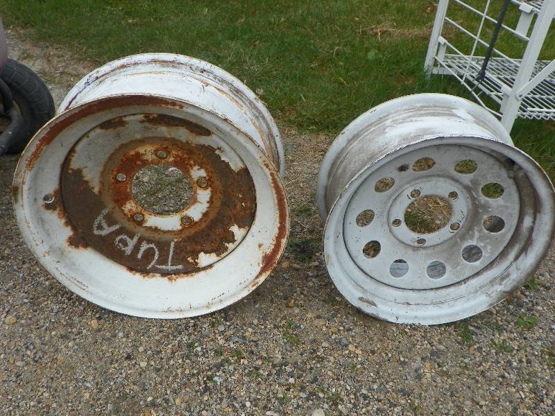 lot 269 image: Tire Rims