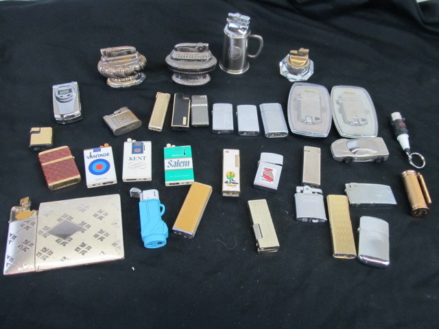 lot 66 image: Large Lot of Vintage Lighters