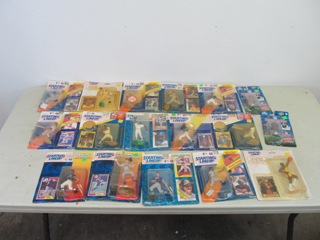 lot 15 image: Lot of Starting Lineup Figures Including Ken Griffey Jr.