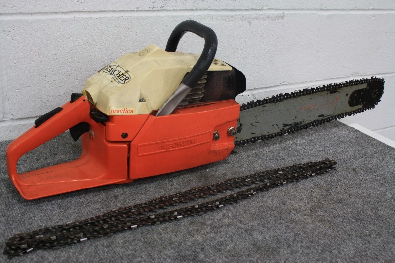 Husqvarna 61 Rancher "Original Saw" comes with 3 Chains Chainsaws