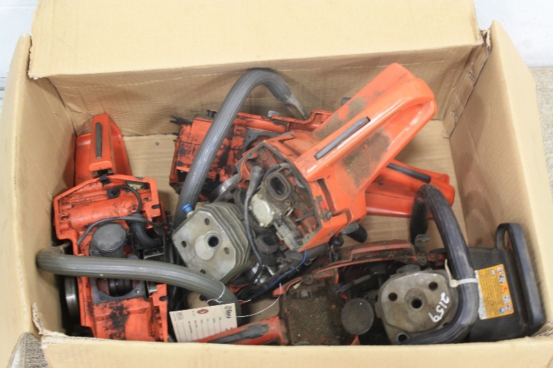 lot 17 image: Miscellaneous Saws and Parts