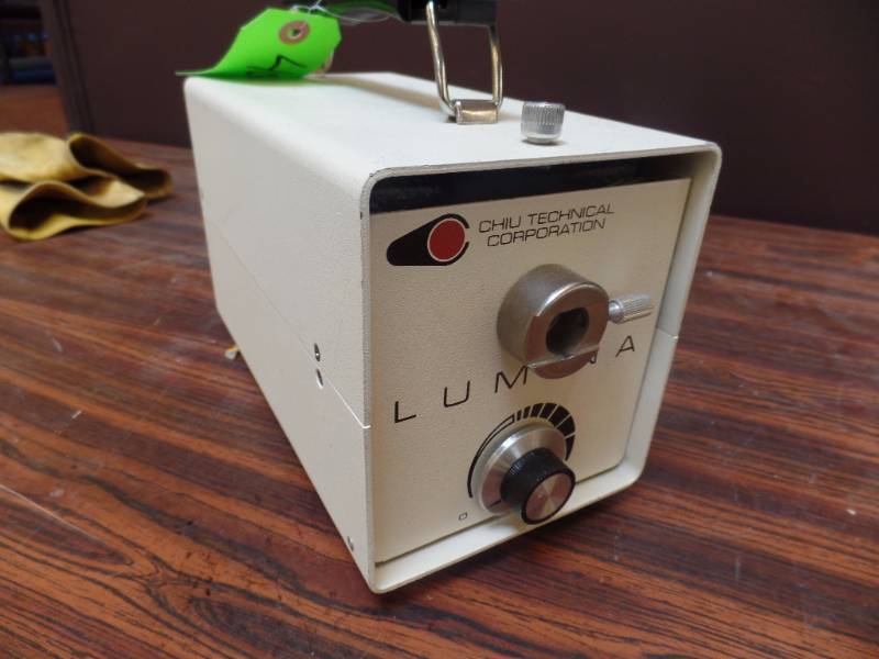 Halogen Illuminator