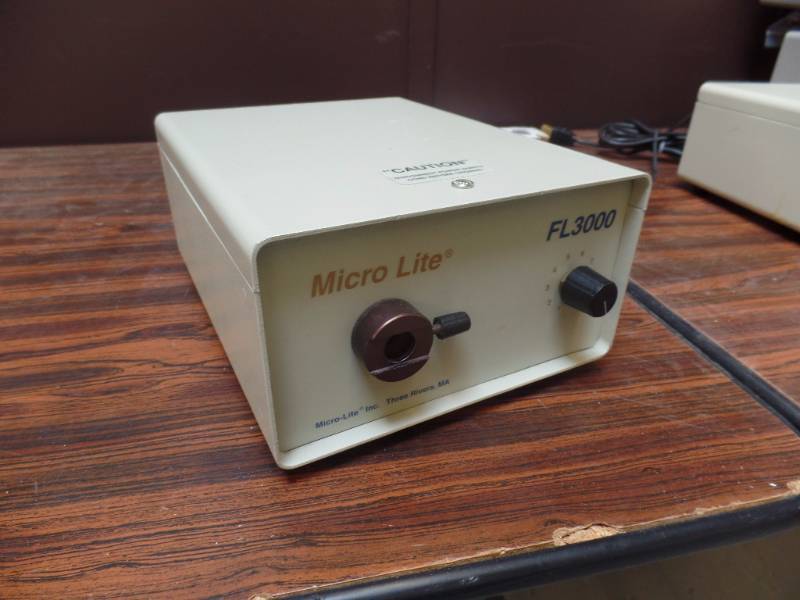 Halogen Fiber Optic Illuminator  Microscope Light Source