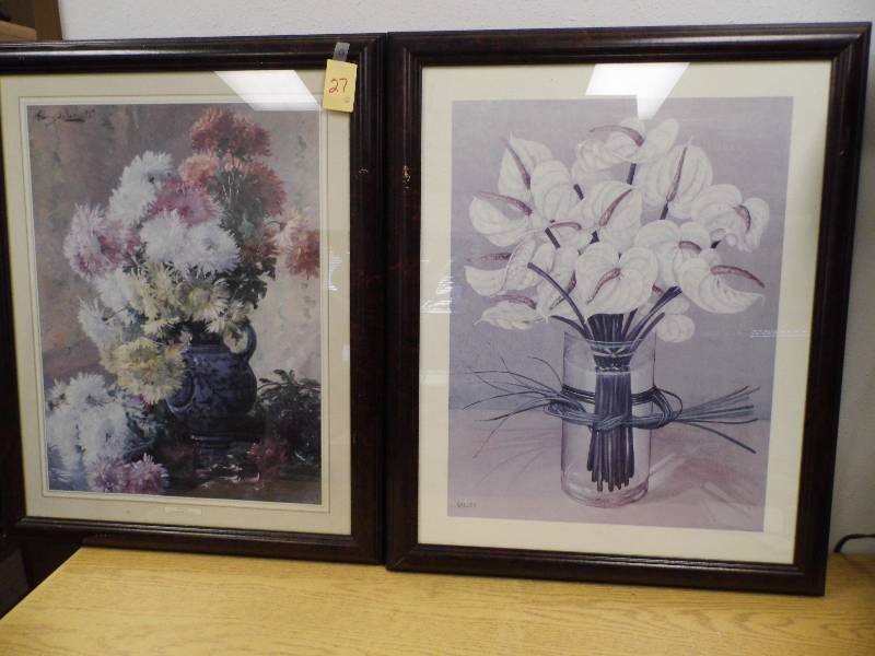 lot 27 image: 2 Floral Pictures