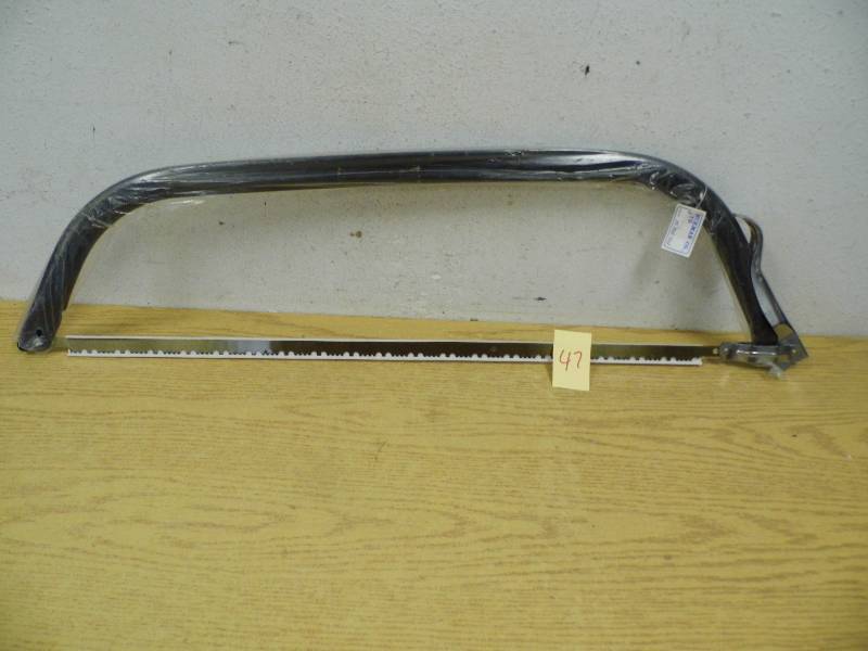 lot 47 image: Fiskars Bow Saw