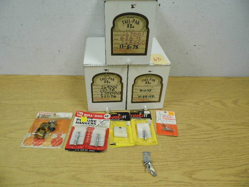 lot 63 image: 3 Storage Tins