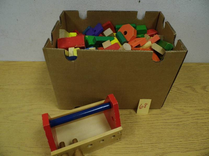 lot 68 image: Box of Wooden Blocks
