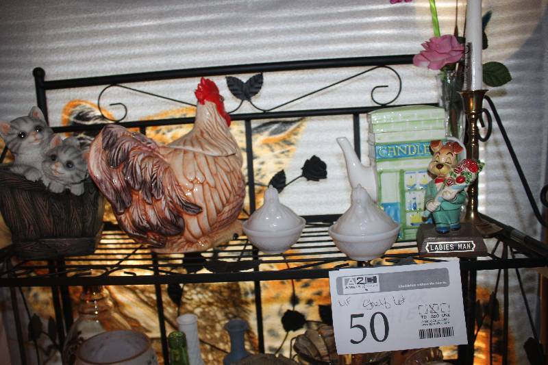 Shelf Lot of Table Decorations