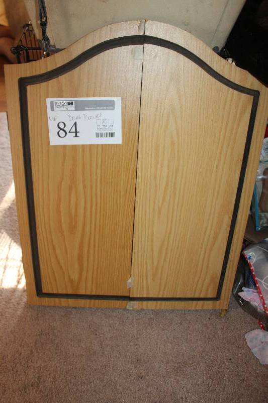 Franklin Cork Dart Board w Wall Case, Darts