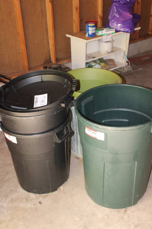 Lot of (4) Garbage Cans