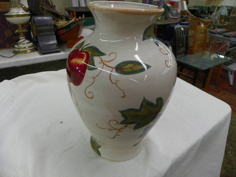 lot 233 image: Hand Painted Vase With ApplesLeaves Design