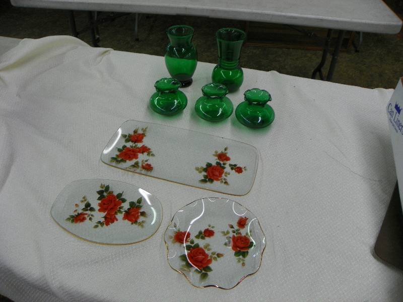 lot 246 image: Specialty Glassware, 5 Green Vases, Clear Glass Serving Dishes With Roses
