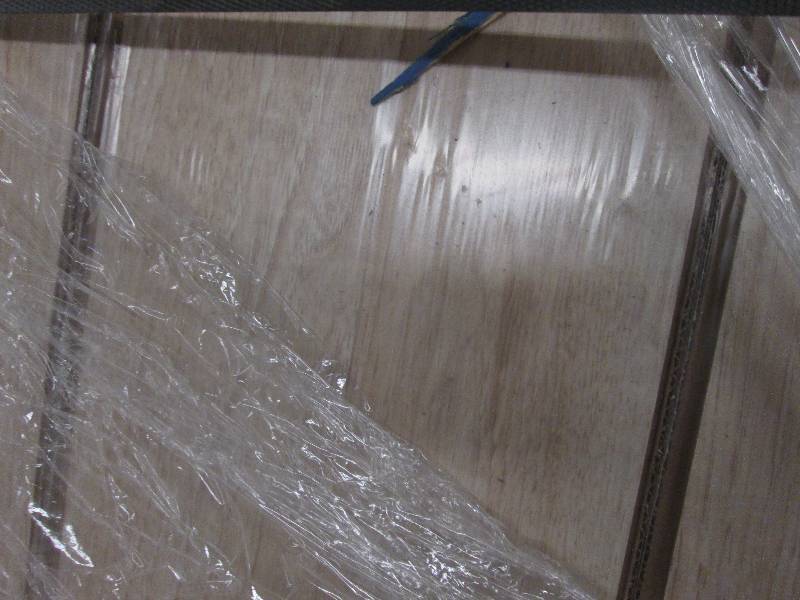 lot 3 image: Lot of 7 boxes Glueless Laminate ...