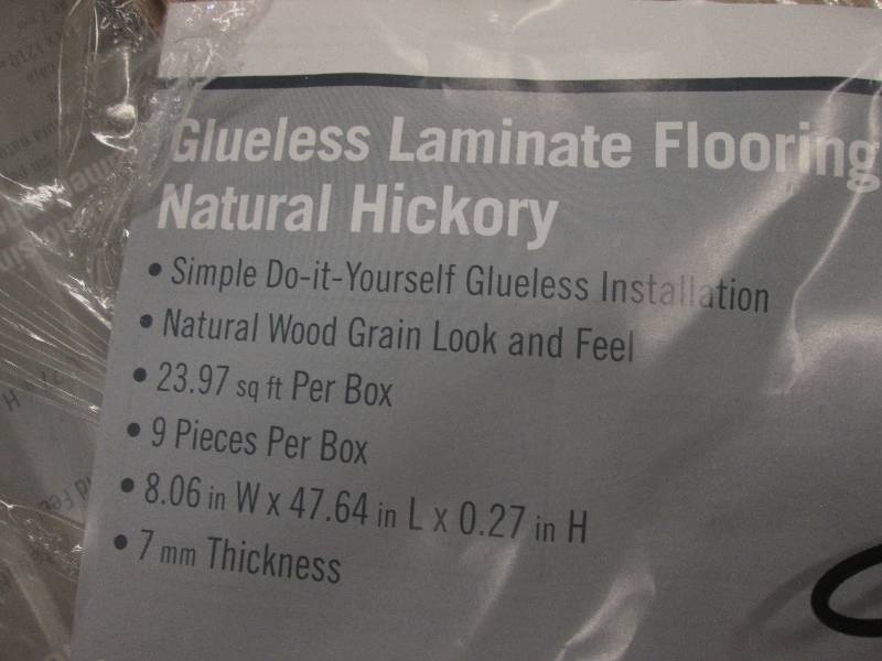 lot 5 image: Lot of 7 boxes Glueless Laminate ...