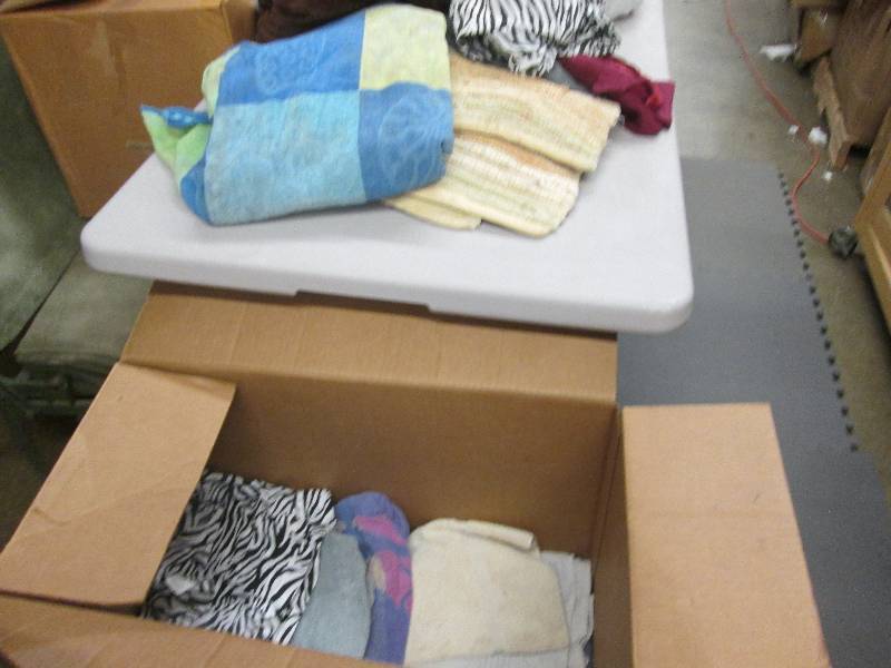 lot 64 image: Large box of assorted sized sheets ...