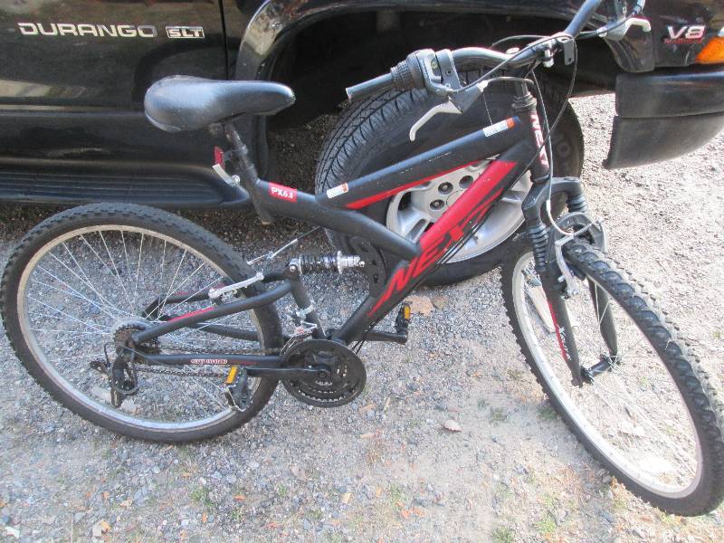 lot 137 image: RedBlack Next Adult Bicycle Multis...