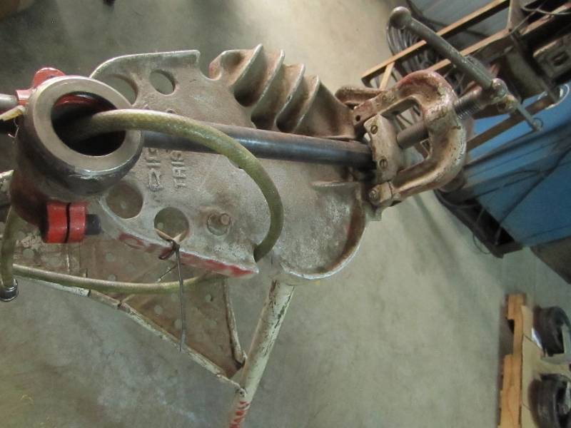 lot 211 image: Rigid portable pipe threader...