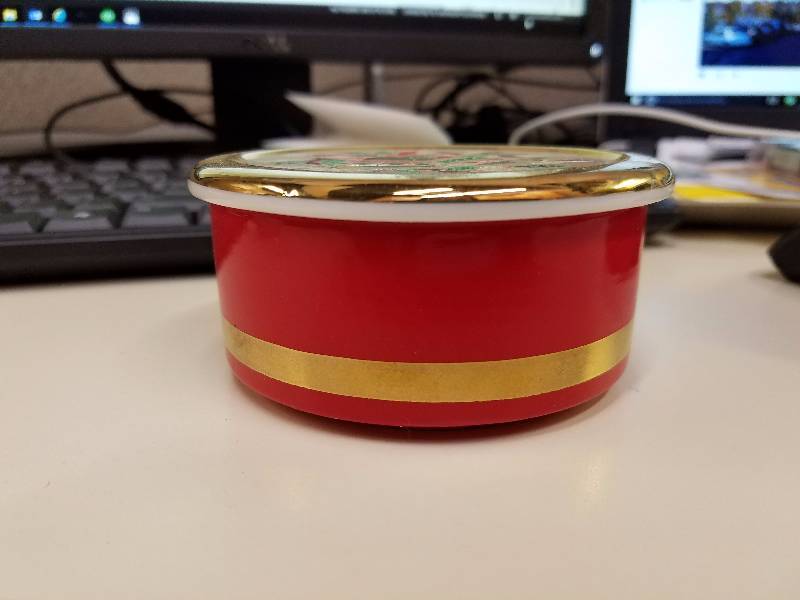 Sugar bowl with a cover