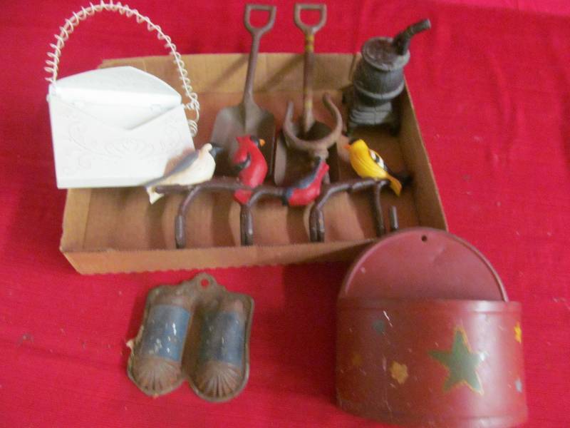 Cast Iron Dcor