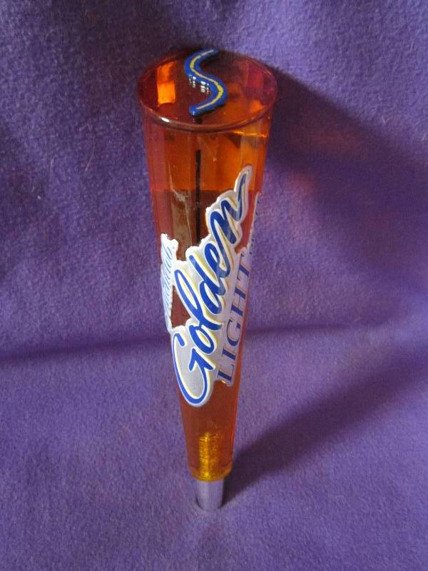 Michelob golden light draft beer ta...